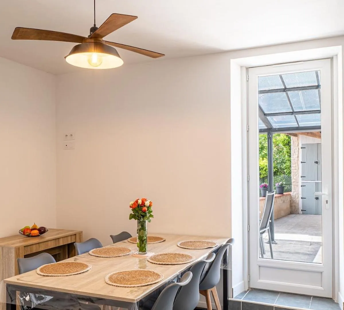 Au Paradis Des Anges Maison De Village Climatise Avec Jardin Briatexte